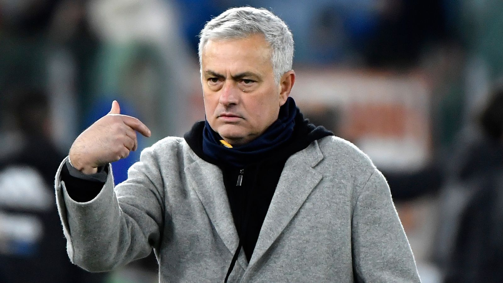 Jose Mourinho under consideration to become next Everton manager