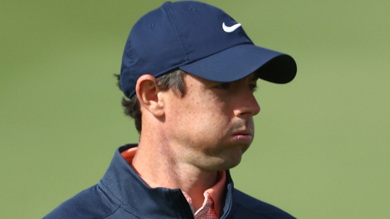 Rory McIlroy et Colin Morikawa brillent au championnat HSBC d’Abu Dhabi après le vent qui souffle le deuxième jour |  nouvelles du golf