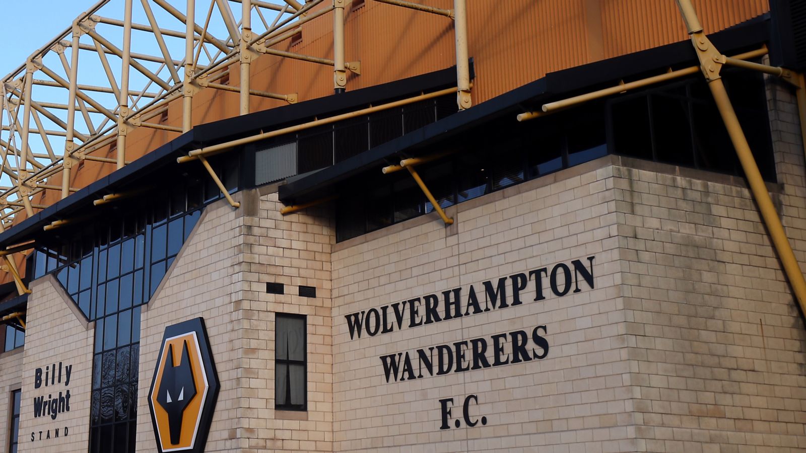 Wolves: Fire overnight at Molineux causes 'considerable damage' to stadium | Football News | Sky Sports