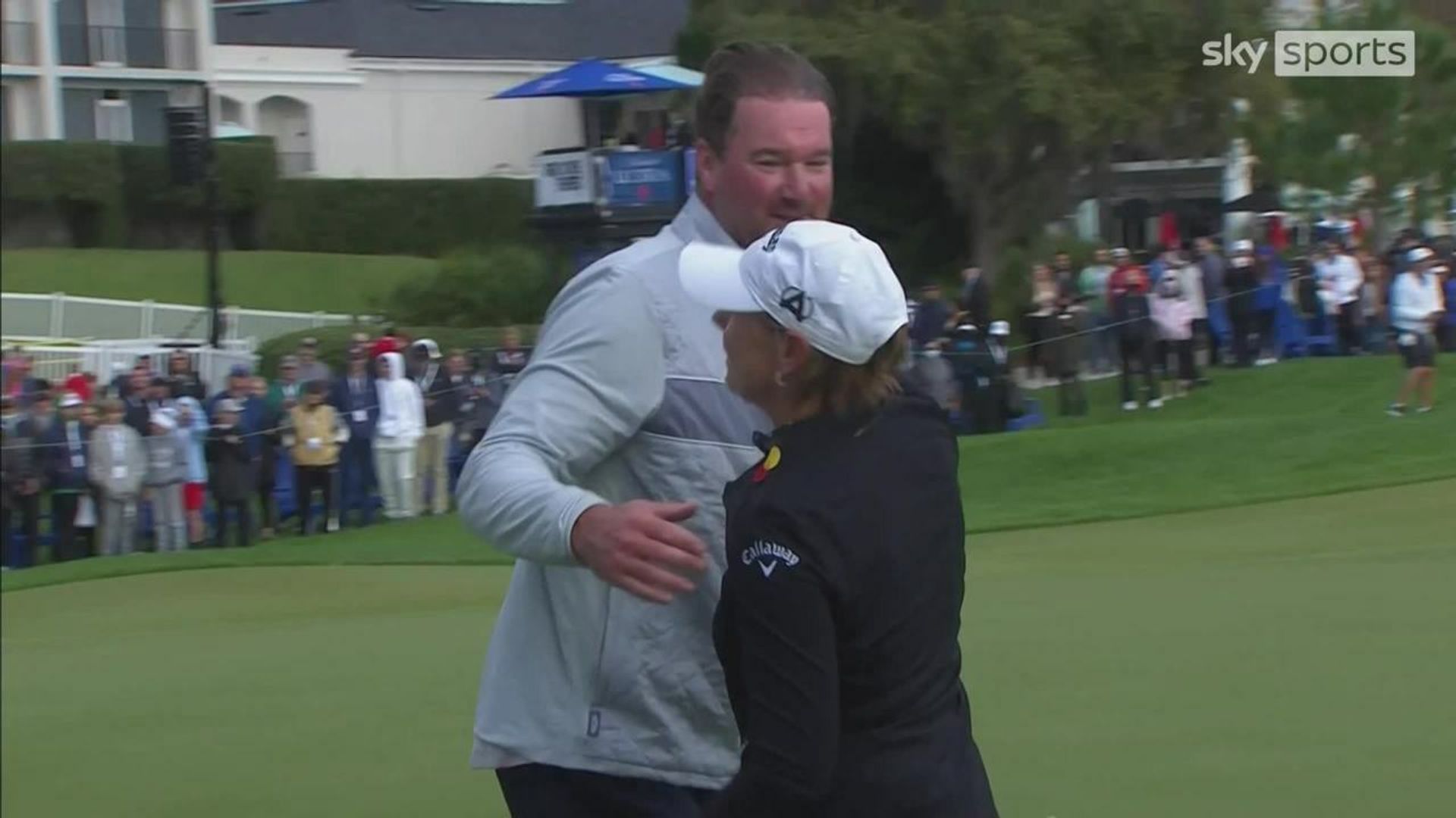 Ex-baseball player wins celeb golf tournament beating ex golf pro!