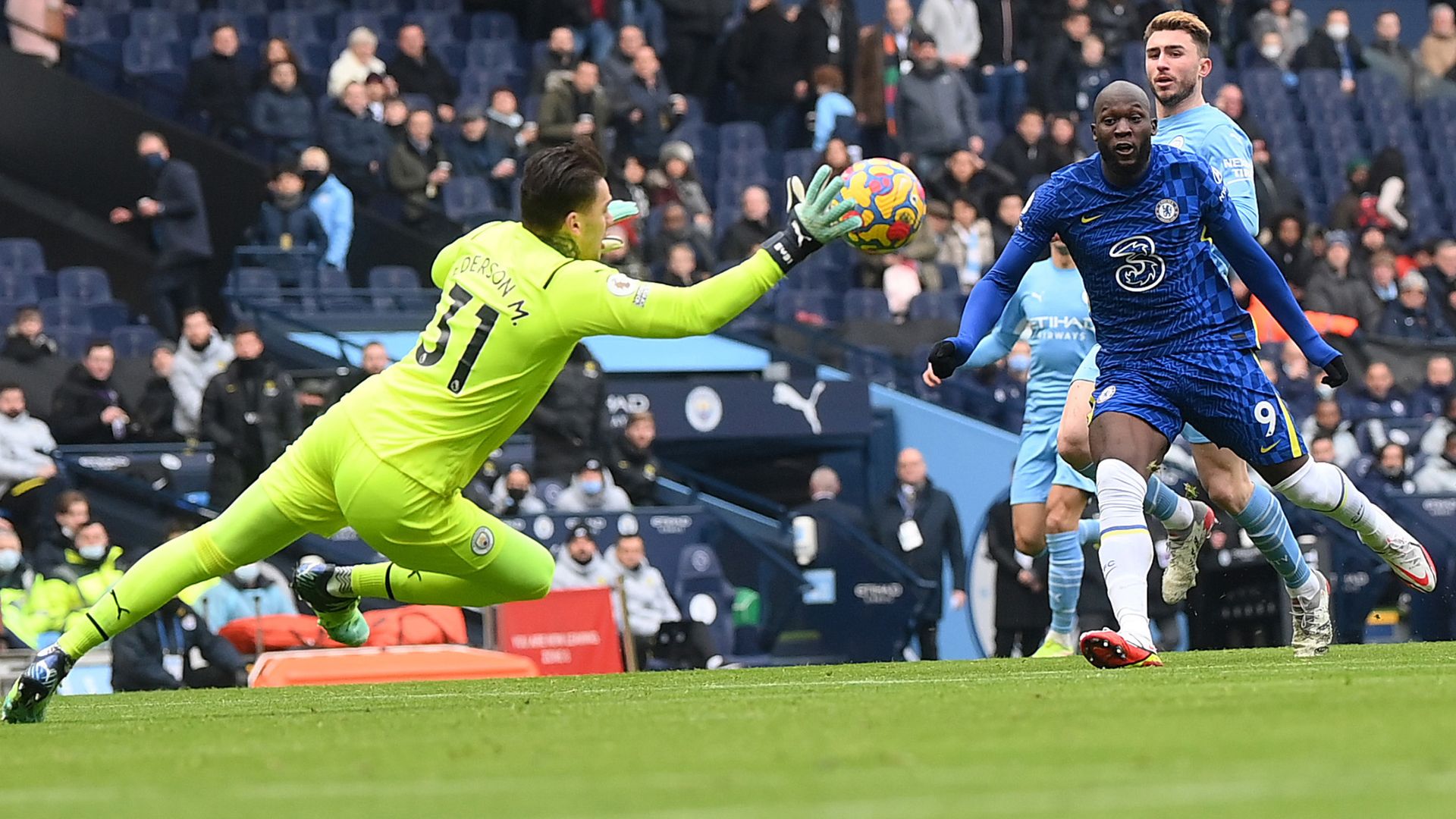 De Bruyne special gives Man City the lead LIVE!