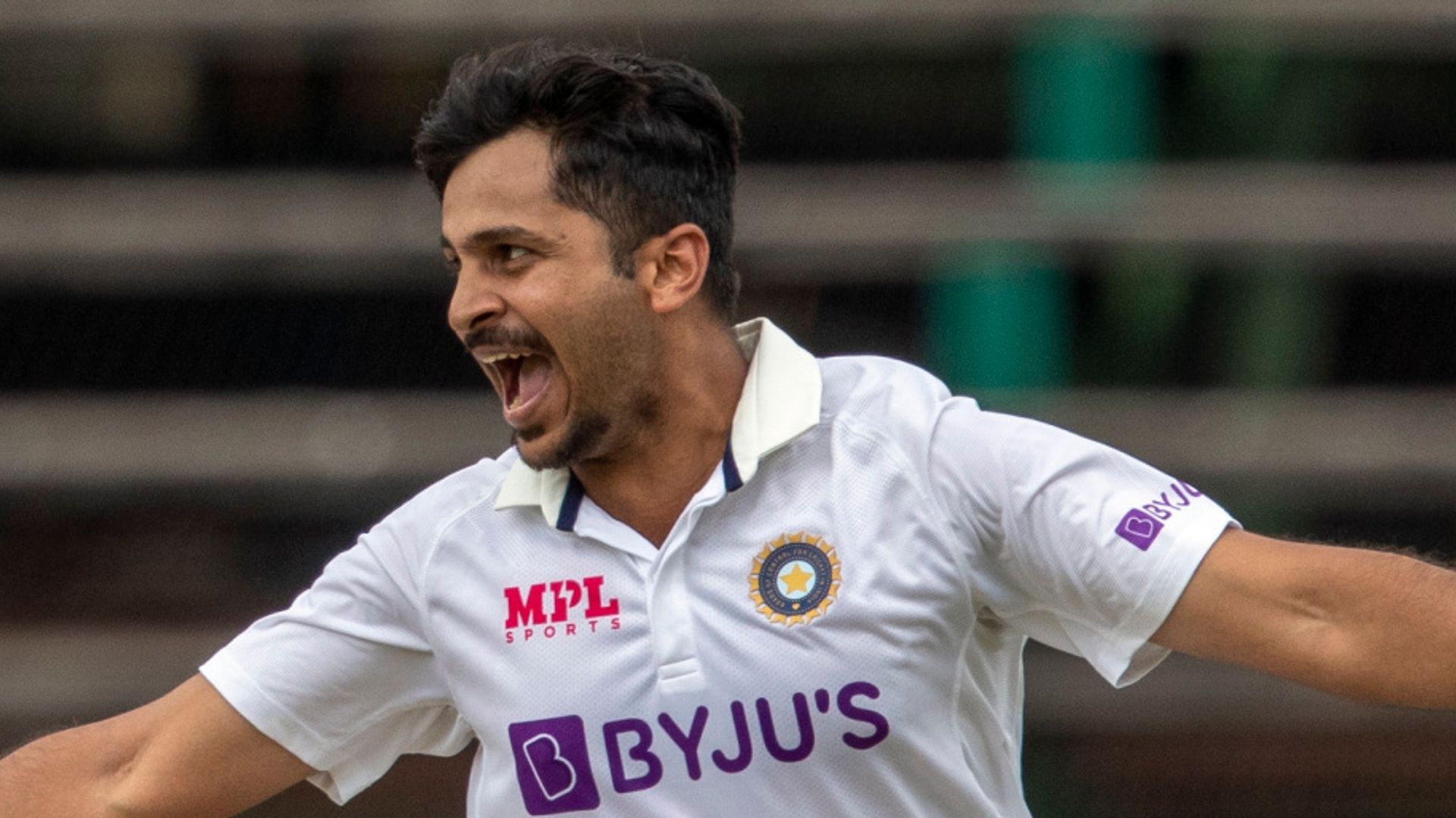Thakur takes seven as India battle back against SA