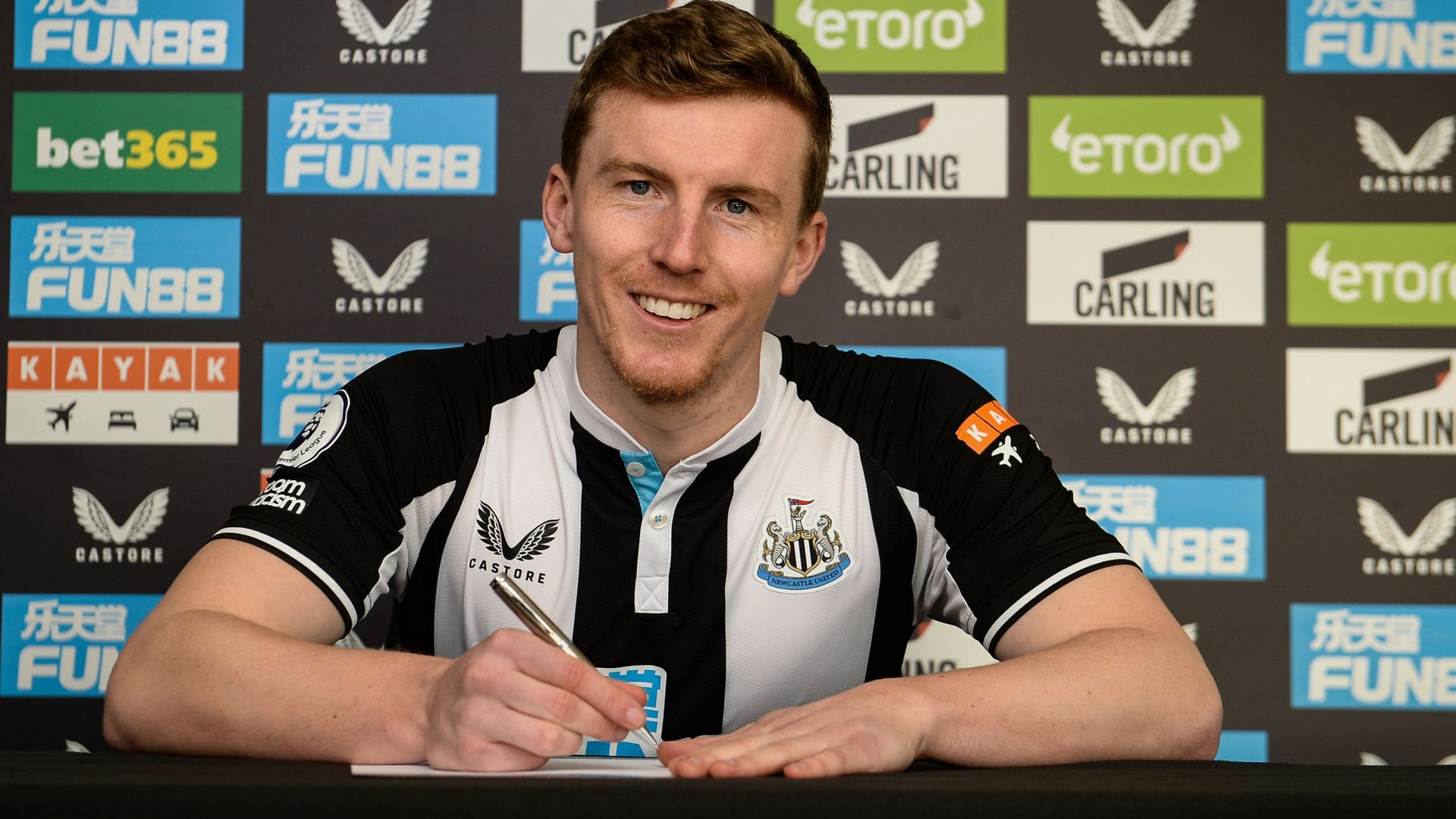 Newcastle loan Targett from Villa | Burn next?