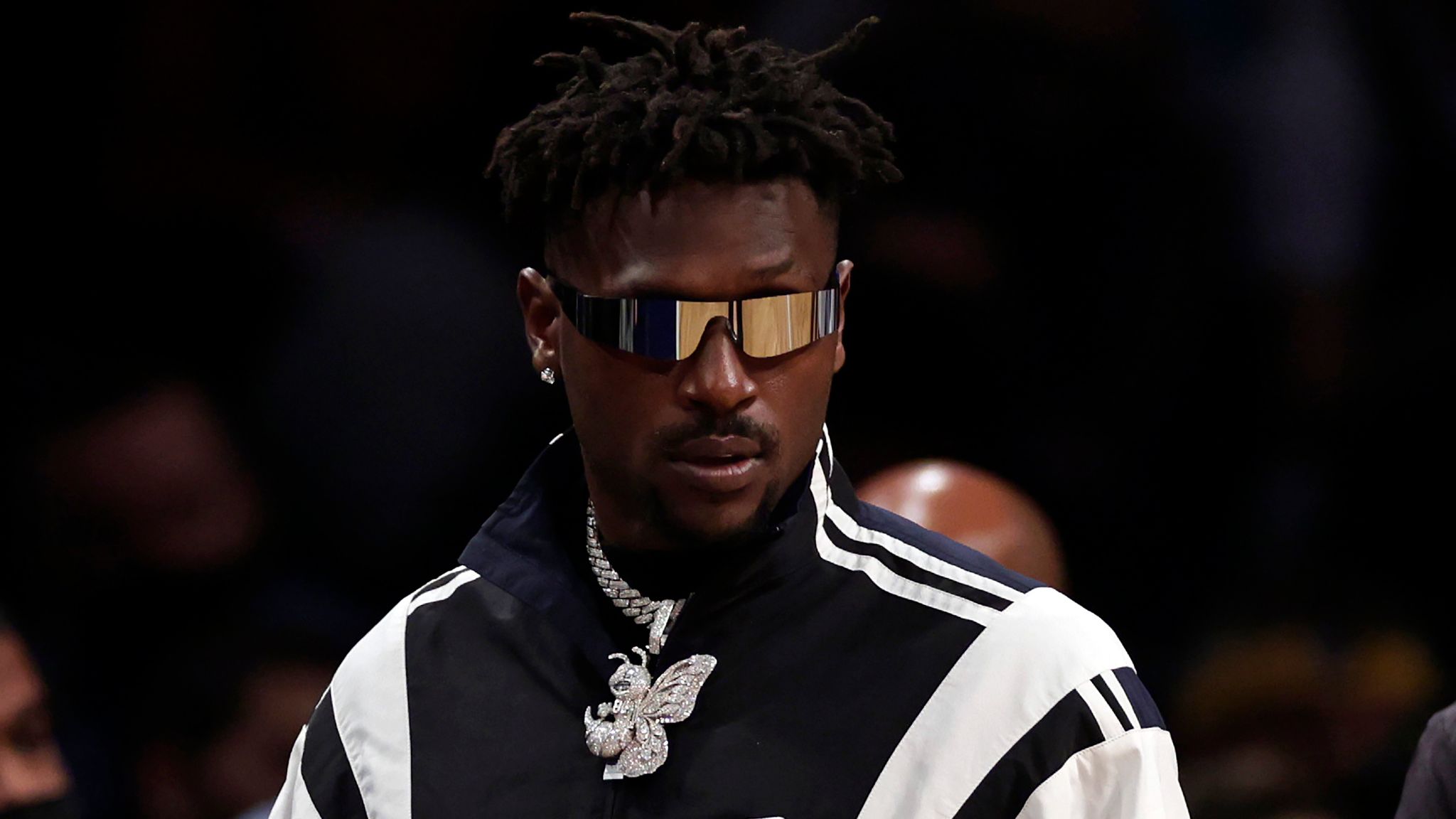 Antonio Brown Denies Allegations That He Faked COVID Vaccine Card