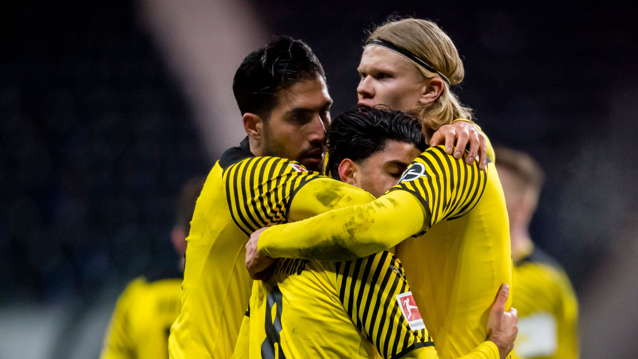 Borussia Dortmund cut Bayern Munich lead, Barcelona held by Granada - European round-up