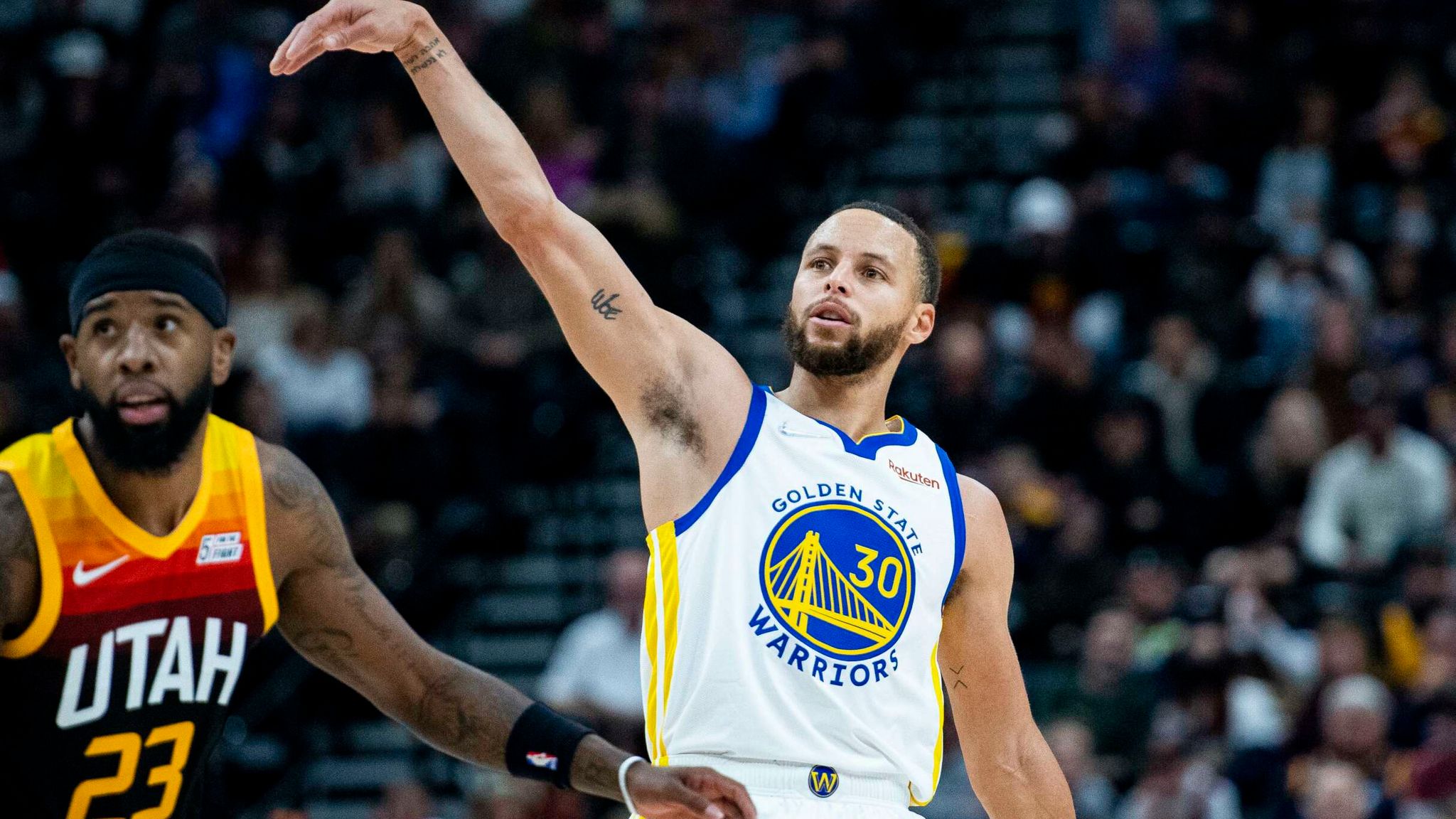 Stephen Curry - Golden State Warriors - 2018 NBA Finals - Game 1 -  Game-Worn White Jersey - Team-High 29 Points