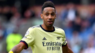 Aubameyang arrives in Barcelona despite no deal