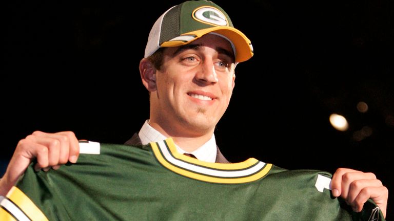 What is Aaron Rodgers' record vs. 49ers in the playoffs?