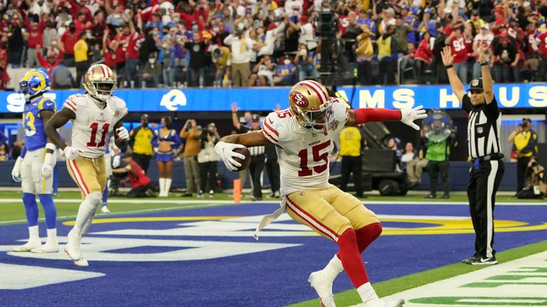 Con menos de 30 segundos para el final, Jauan Jennings consiguió su segundo touchdown del juego cuando los 49ers forzaron el tiempo extra contra los Rams.