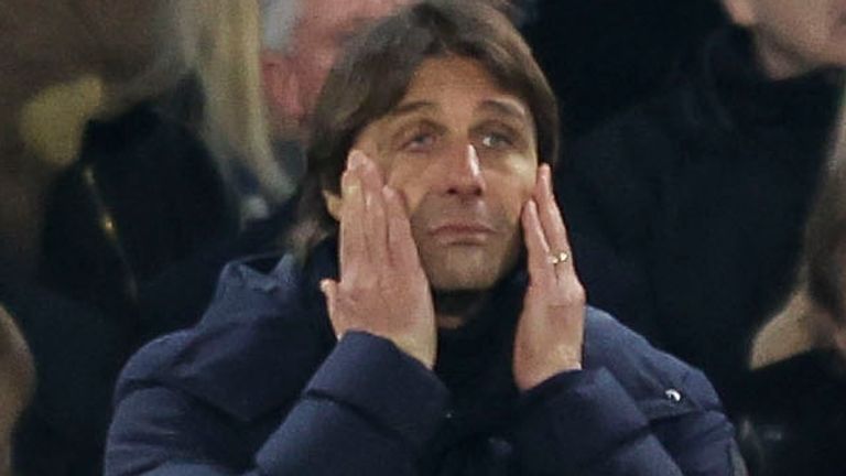 Antonio Conte during Chelsea vs Tottenham