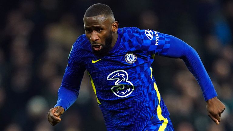 Chelsea's Antonio Rudiger durante la semifinal de la Copa Carabao, partido de segunda pierna en el estadio Tottenham Hotspur de Londres.  Imagen fecha: Miércoles 12 de enero de 2022.