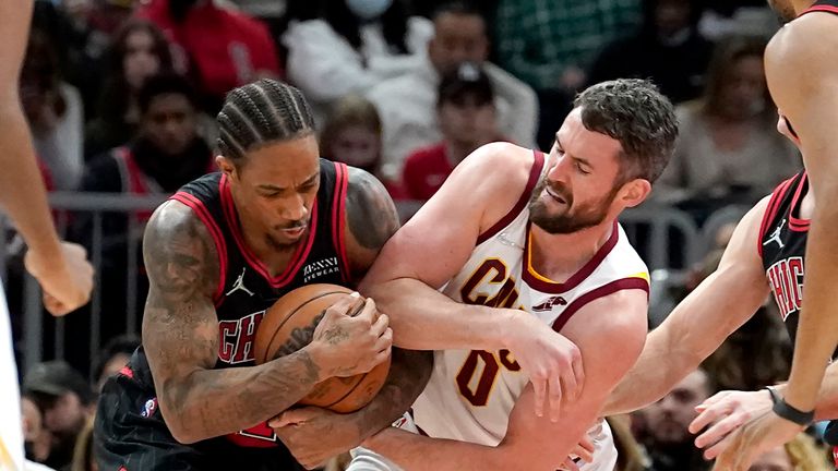 Highlights of the Cleveland Cavaliers against the Chicago Bulls in Week 14 of the NBA.