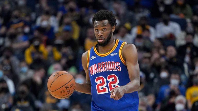 Andrew Wiggins completed the emphatic dunk as Golden State made a fast start against Brooklyn.