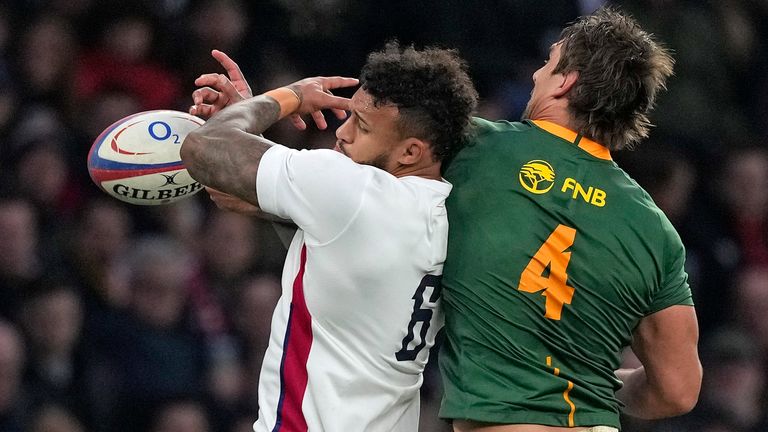 England's Courtney Lawes and South Africa's Eben Etzebeth battle for a lineout during an international rugby union match between England and South Africa at Twickenham Stadium, London, Saturday, Nov. 20, 2021. (AP Photo/Alastair Grant)..