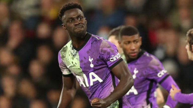 Davinson Sanchez celebrates after his late winner for Spurs