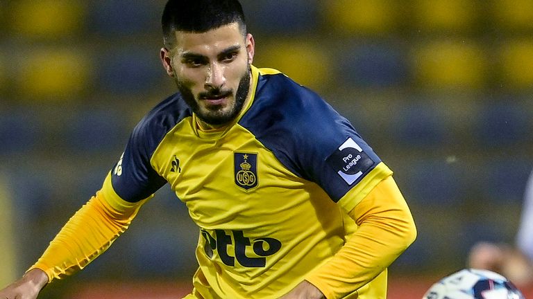  Deniz Undav of Union St-Gilloise in action with the ball during the Jupiler Pro League match between Royale Union Saint-Gilloise and Cercle Brugge KSV at Joseph Marien stadium on December 18, 2021 in Brussels, Belgium