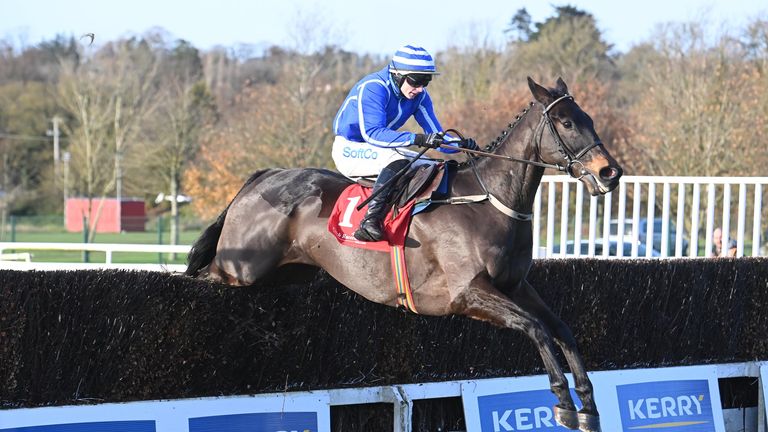 Energumene and Sean O&#39;Keeffe win the Kerry Group Hilly Way Chase at Cork