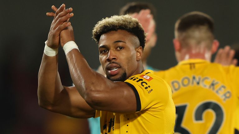 Dharmesh Sheth is reporting that Tottenham are close to signing Wolves' Adama Traore for about £20 million.