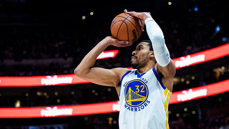 Golden State Warriors forward Otto Porter Jr. shoots in the first half during an NBA basketball game against the Utah Jazz.