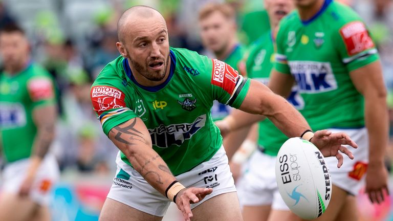 CANBERRA, AUSTRALIA - MARCH 14: Josh Hodgson of the Raiders passes the ball during the round 1 NRL match between the Canberra Raiders and Wests Tigers at GIO Stadium on March 14, 2021 in Canberra, Australia. (Photo by Speed Media/Icon Sportswire) (Icon Sportswire via AP Images)