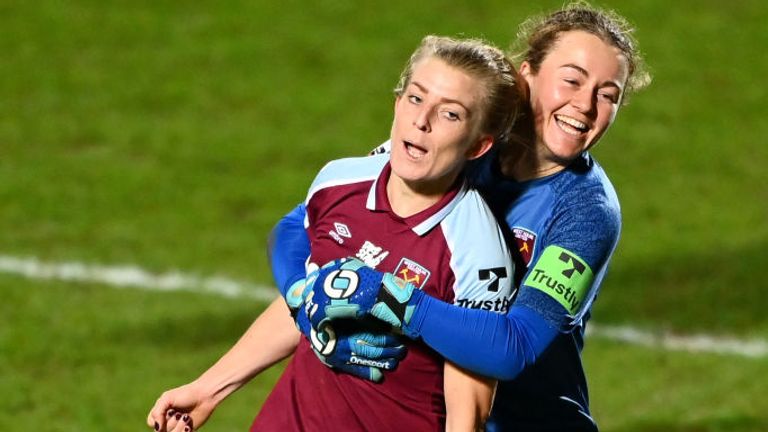 Kate Longhurst stole a point for 10-player West Ham at Spurs
