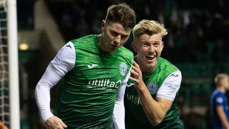 Kevin Nisbet (left) scored as Hibs beat Cove Rangers 1-0 on Thursday