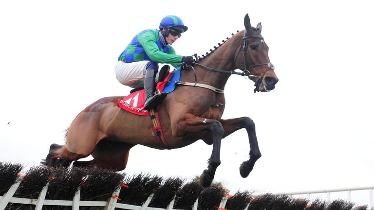 Kilcruit and Paul Townend win the Punchestown.com Maiden Hurdle