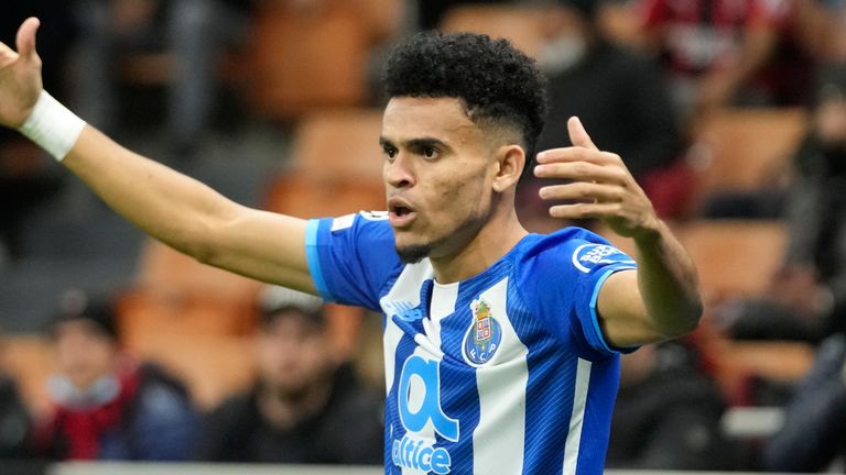 Luis Diaz: Liverpool sign Porto winger on five-and-a-half-year deal for initial fee of £37m - Transfer Centre News - Sky Sports