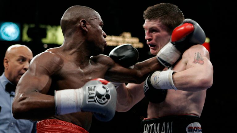 Floyd Mayweather fought Britain&#39;s Ricky Hatton in 2007 (AP)