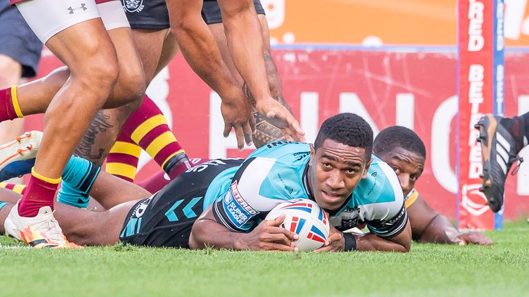 Picture by Allan McKenzie/SWpix.com - 22/07/2021 - Rugby League - Betfred Super League Round 15 - Huddersfield Giants v Hull FC - John Smith&#39;s Stadium, Huddersfield, England - Hull FC&#39;s Mitieli Vulikijapani touches down for a try against Huddersfield.