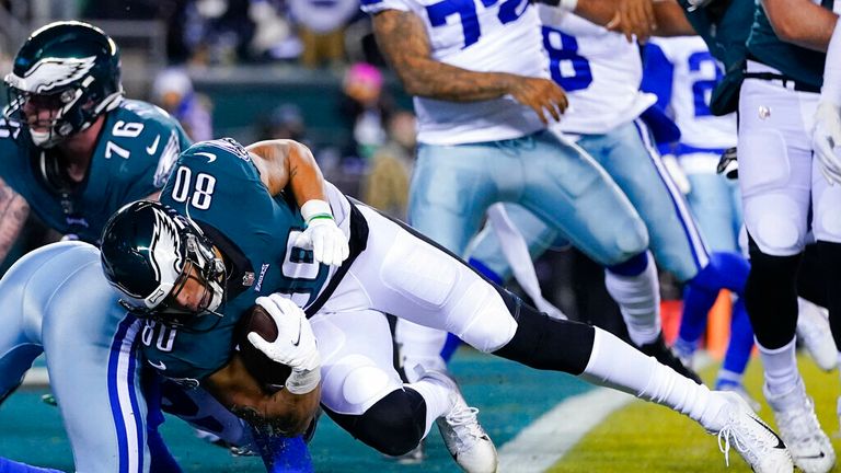 Philadelphia Eagles tight end Tyree Jackson (80) score a touchdown against the Dallas Cowboys during the first half of an NFL football game, Saturday, Jan. 8, 2022, in Philadelphia. (AP Photo/Julio Cortez)