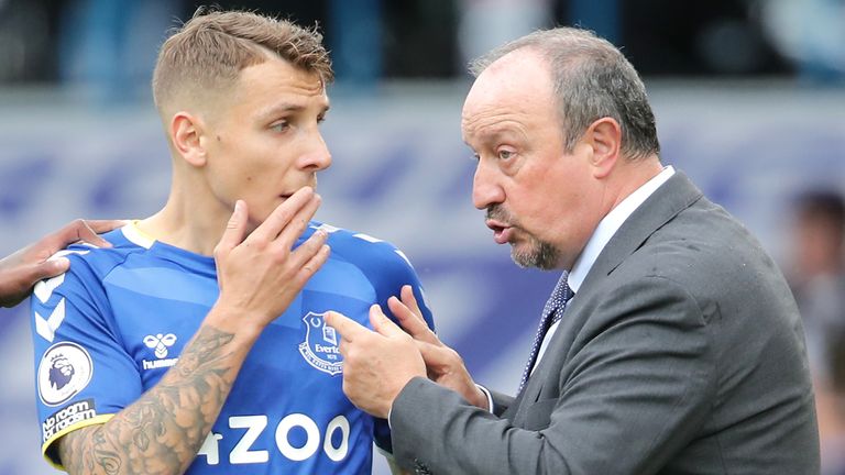 Lucas Digne: Aston Villa completes signing of Everton left-back on contract worth up to £ 25million |  News transfer center
