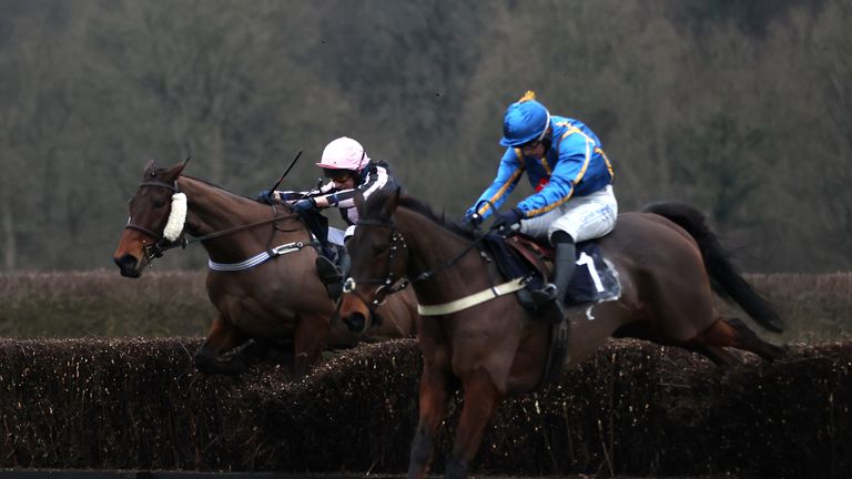 The Galloping Bear on his way to winning the Surrey National at Lingfield