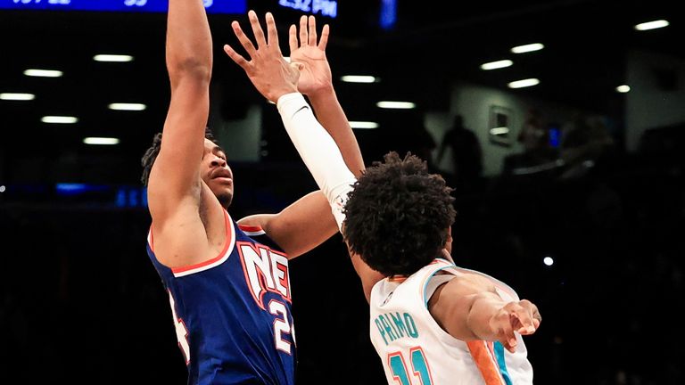 Brooklyn Nets guard Cam Thomas (24) shoots the game winner against the San Antonio Spurs during overtime of an NBA basketball game, Sunday, Jan. 9, 2022, in New York. (AP Photo/Jessie Alcheh)


