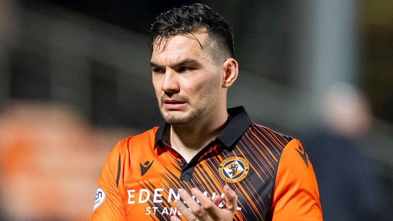 Tony Watt made his Dundee United debut in the defeat to St Mirren