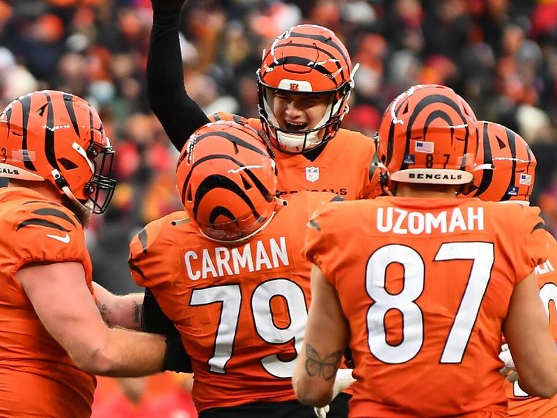 Burrow, Chase lift Bengals to comeback victory over Chiefs to clinch AFC  North