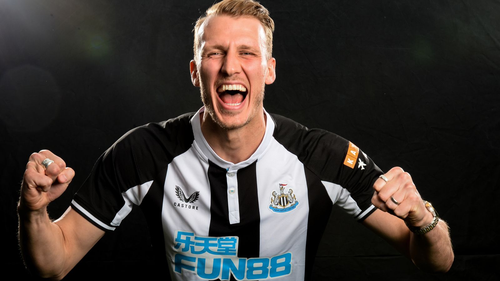 Dan Burn Newcastle Sign Brighton Centre Back In 13m Deal Transfer Centre News Sky Sports Skysports Dan Burn Newcastle United 5658715