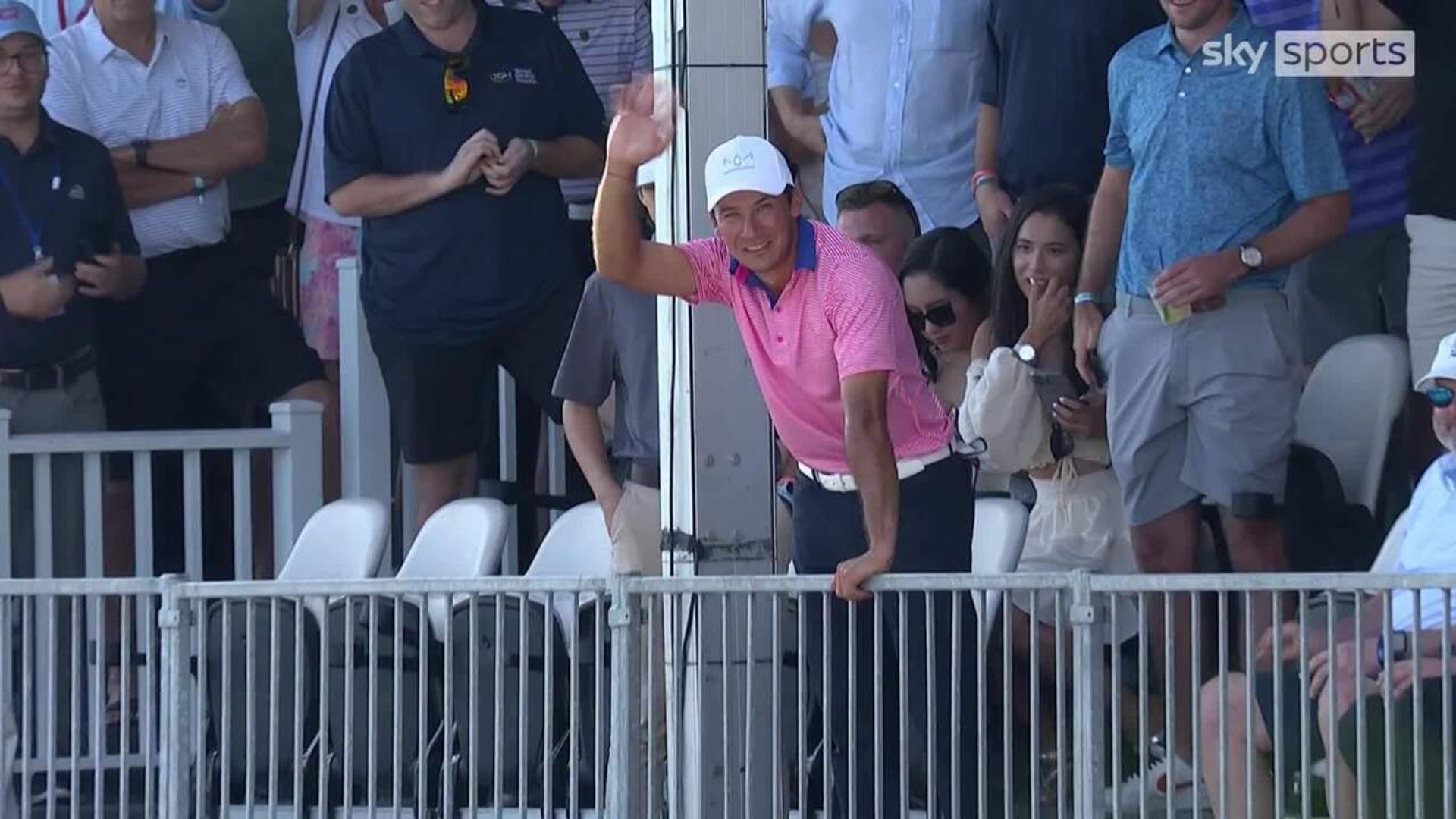 Contini joins fans on PGA Tour debut