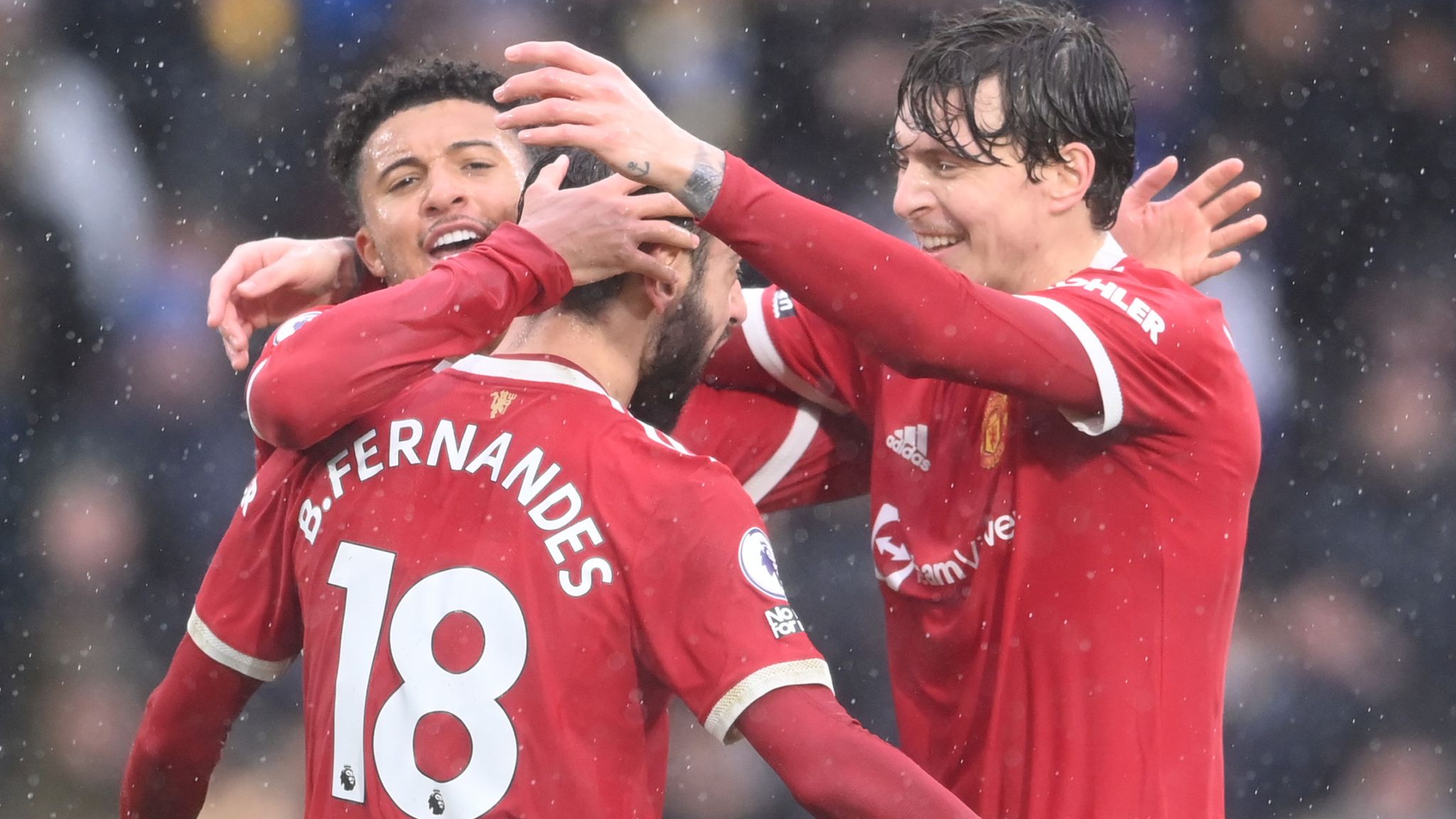 Bruno Fernandes insists Man Utd must improve to have chance at trophies