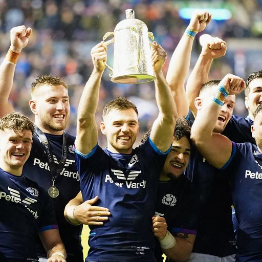 Scotland hold on to beat England after penalty try drama