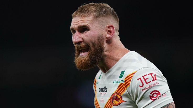 Catalans Dragons v St Helens - Betfred Super League - Grand Final - Old Trafford
Catalans Dragons' Sam Tomkins during the Betfred Super League grand final at Old Trafford, Manchester. Picture date: Saturday October 9, 2021. See PA story RUGBYL Final. Photo credit should read: Martin Rickett/PA Wire. RESTRICTIONS: Use subject to restrictions. Editorial use only, no commercial use without prior consent from rights holder.