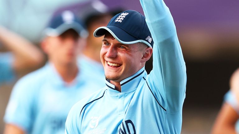 Alex Horton celebrates England's Under-19s reaching the Cricket World Cup final