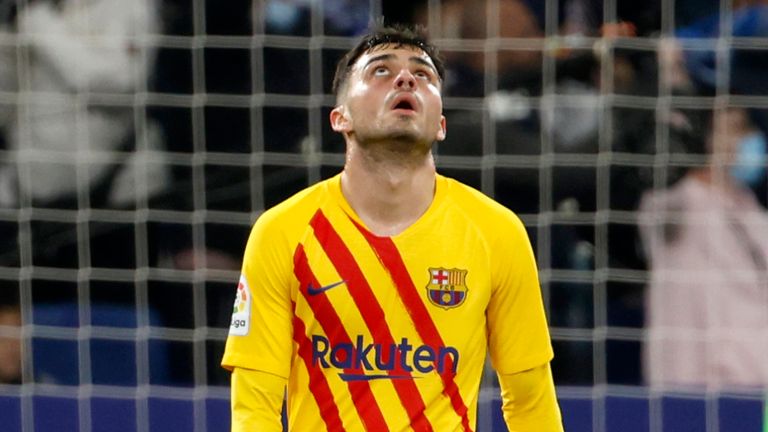 Pedri shows his dejection against Espanyol