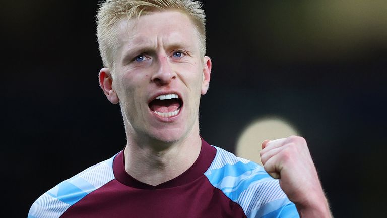 Ben Mee celebrates giving Burnley the win over Spurs