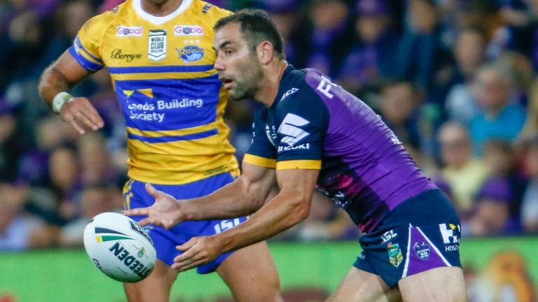 Picture by Brendon Ratnayake/SWpix.com/PhotosportNZ - 16/02/2018 - Rugby League - Dacia World Club Challenge - Melbourne Storm v Leeds Rhinos - Aami Park, Melbourne, Australia - Cameron Smith passes the ball