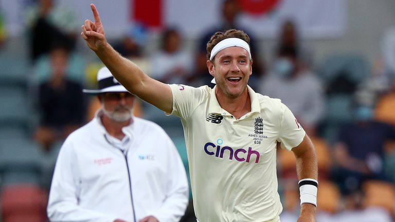 Former England batsman Nick Compton believes Stuart Broad would be the perfect candidate to take over from Joe Root as Test captain.