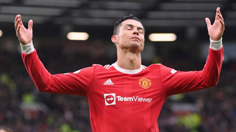 Cristiano Ronaldo to leave Man Utd if they fail to finish in top four -  Paper Talk | Transfer Centre News | Sky Sports