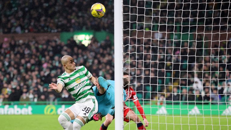 Daizen Maeda makes it 3-0 to Celtic against Raith 