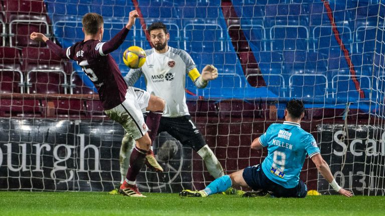 EDINBURGH, SCOTLAND - FEBRUARY 09: Dundee's Danny Mullen makes it 2-1 Dundee during a cinch Premiership match between Heart of Midlothian and Dundee at Tynecastle Park , on February 09, 2022, in Edinburgh, Scotland. (Photo by Paul Devlin / SNS Group)