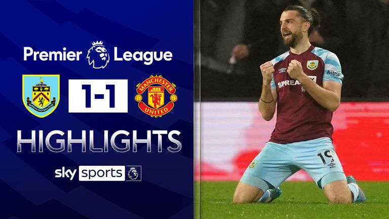 Highlights of the Premier League match between Burnley and Manchester United.